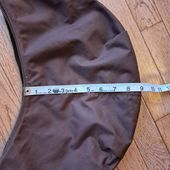 GAP Nylon crescent Bag Crossbody Shoulder Chocolate Brown - Picture 11 of 12